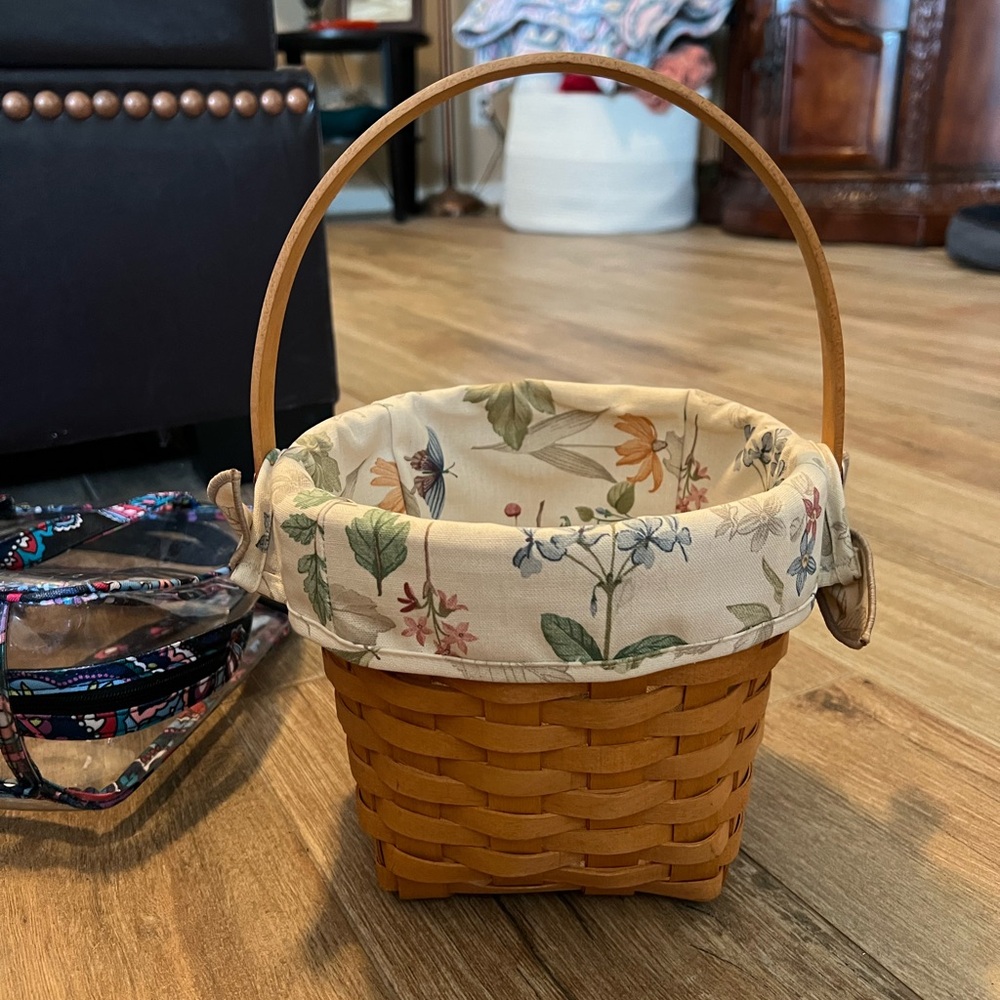 Longaberger Floral Lined Woven Basket with Handle